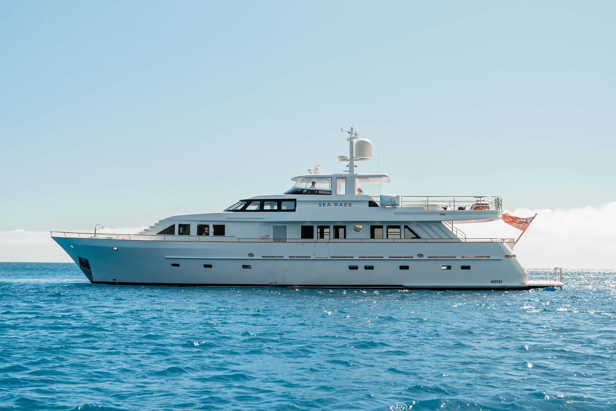 sea-raes-charter-yacht